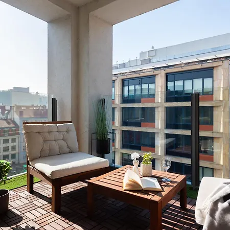 Stylish 2bdr With Free Parking & Terrace By Easybnb Premium 아파트 *